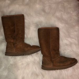 SOLD Uggs